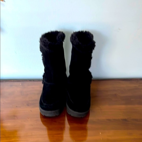 White Mountain Black Women’s Fully lined with Faux Fur Winter Boots Size 9. - Picture 5 of 9